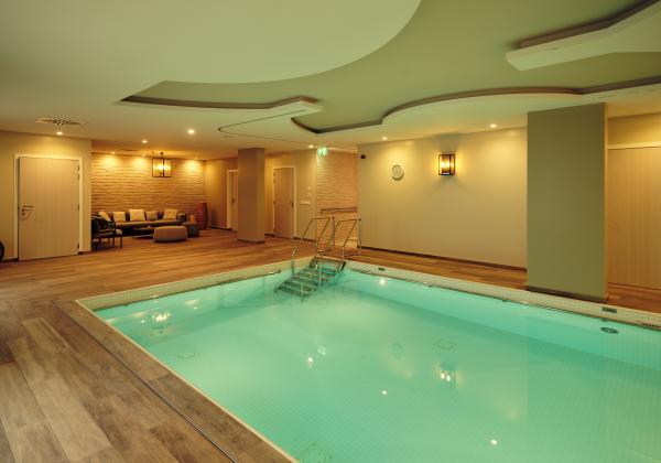 Belle Epoque 2026 - zwembad 